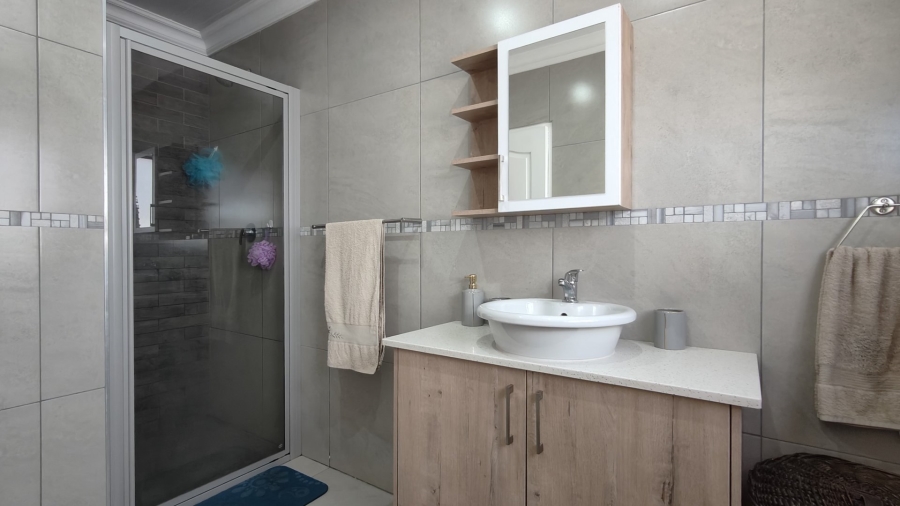 3 Bedroom Property for Sale in Island View Western Cape